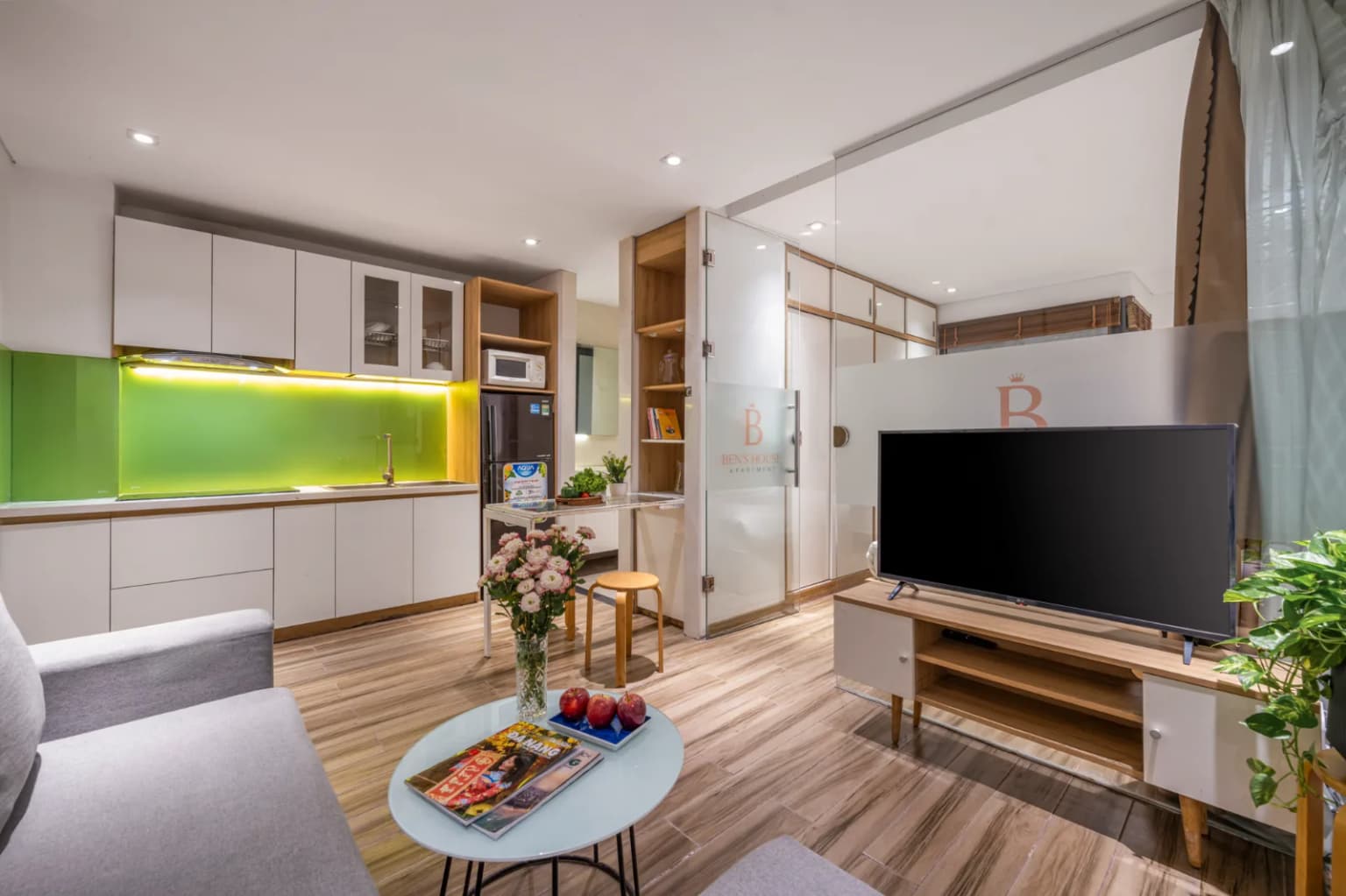 1 Bed, 1F, 150m My Khe Beach, Cheap, Center city 4