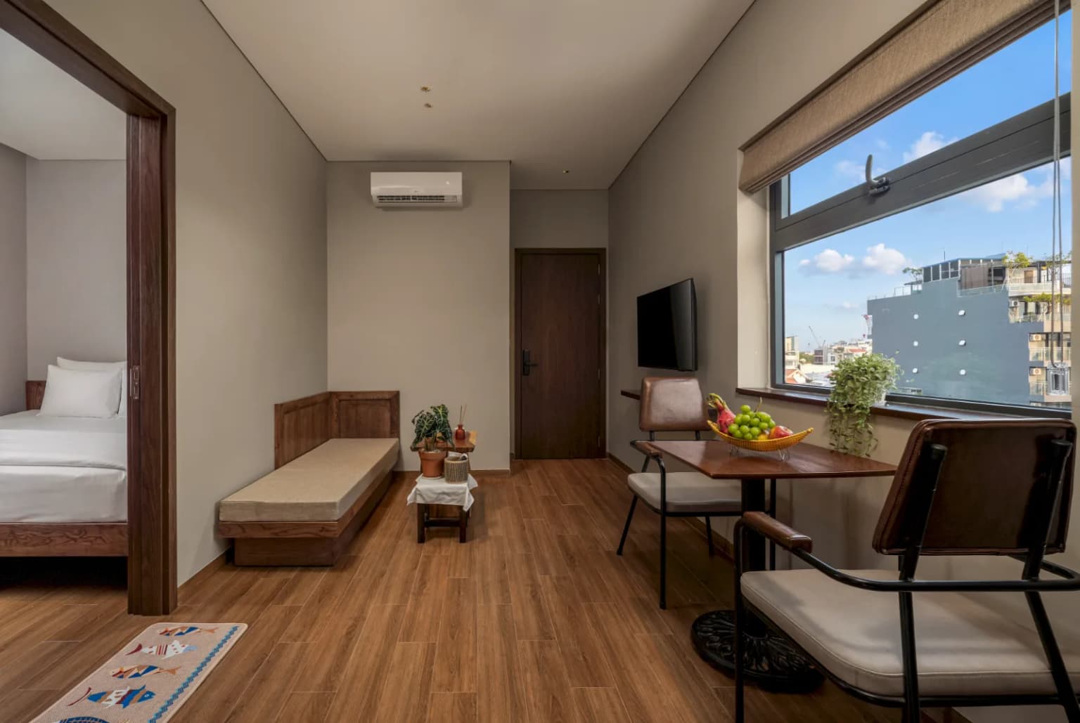 Family Wabi-Sabi 2BR with Street View, 4 Floor 3