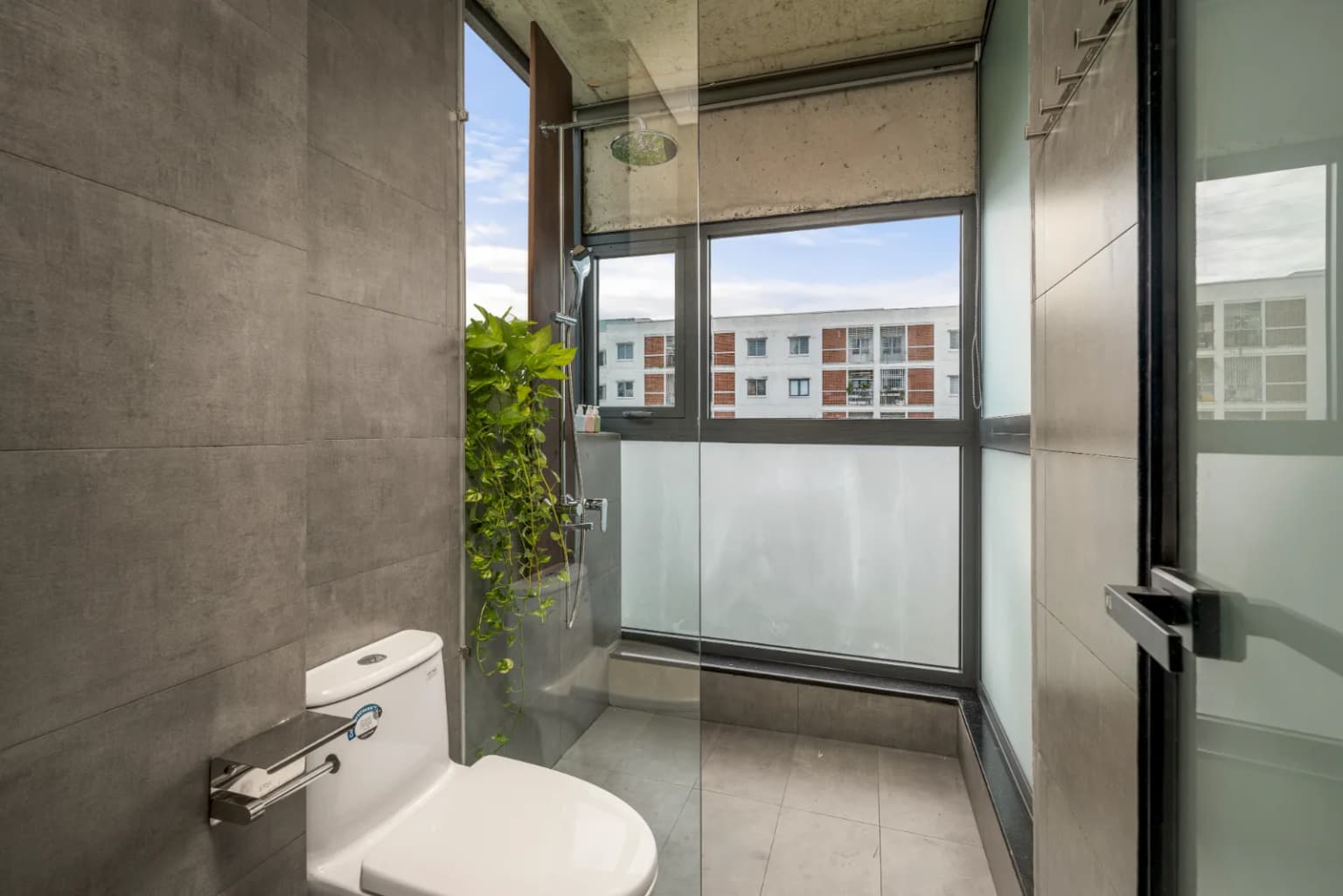 Family Wabi-Sabi 2BR with Street View, Peacful, 5 Floor 5