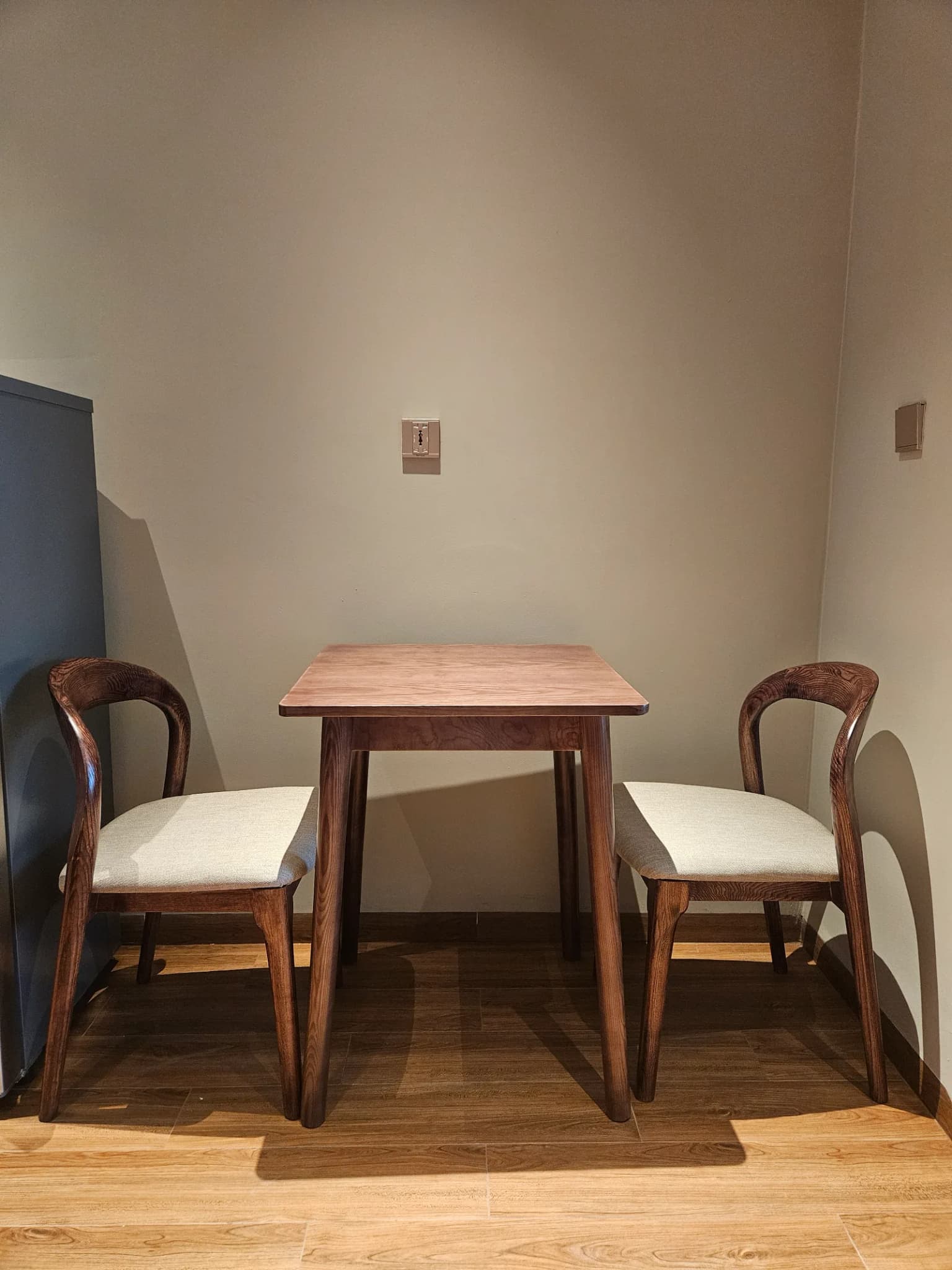 East-Facing Wabi-Sabi 1BR with Balcony & Tub, 3 Floor 17