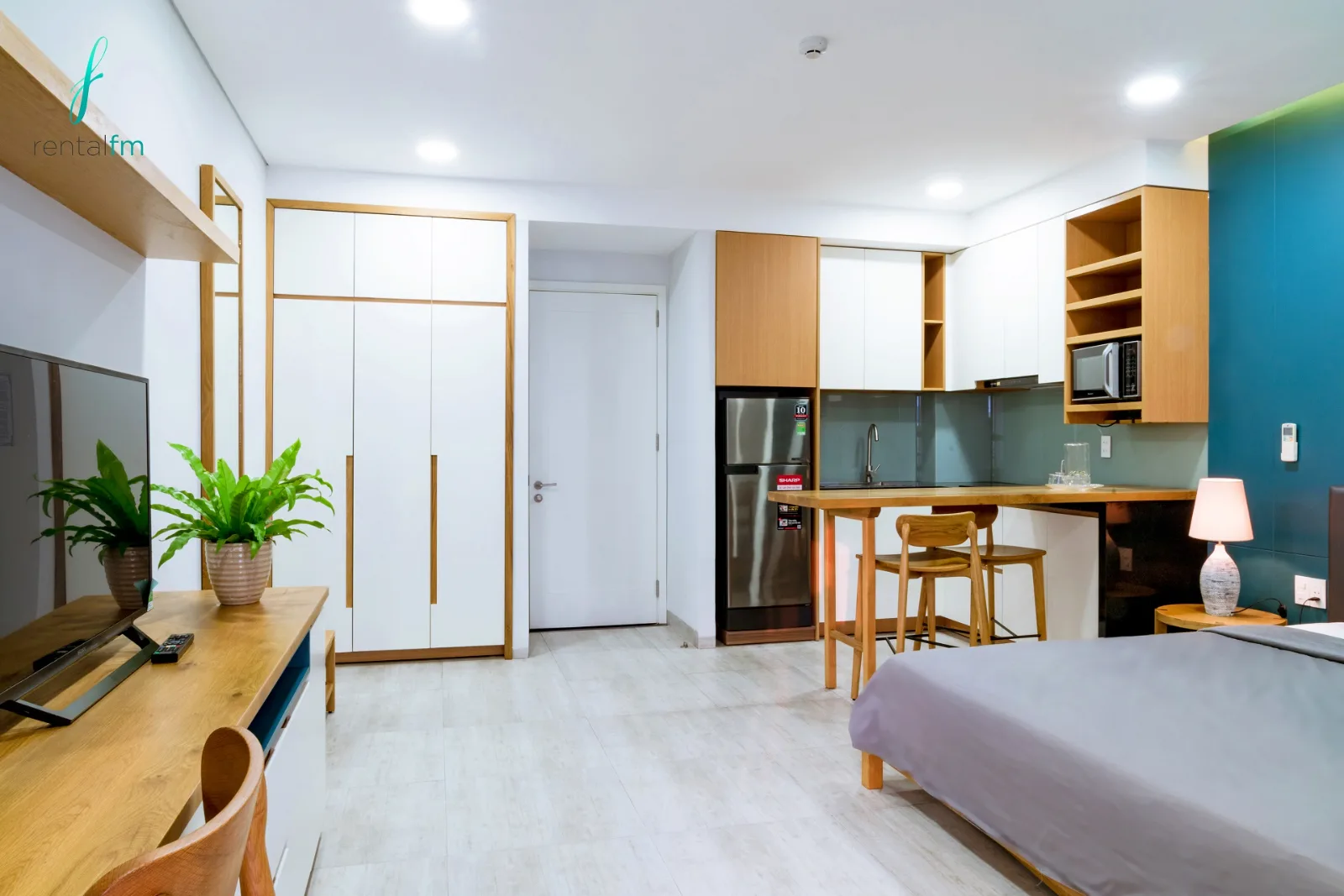 Dawn Apt (5A) – Balcony & Sea Breeze 4