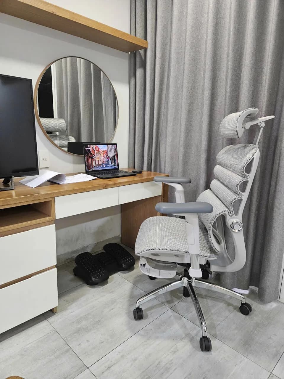 Dawn Studio 4F - Ergo Chair & King Bed near Beach 10